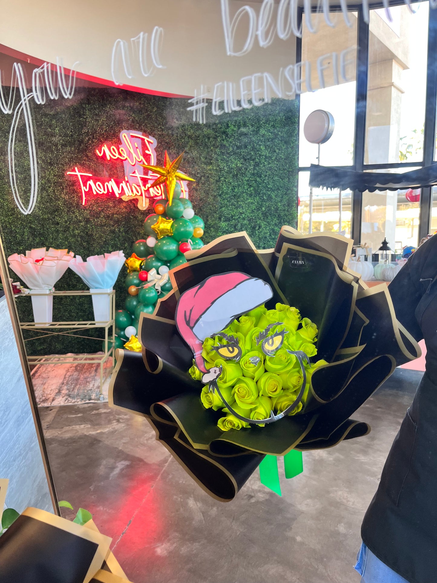 Grinch Bouquet